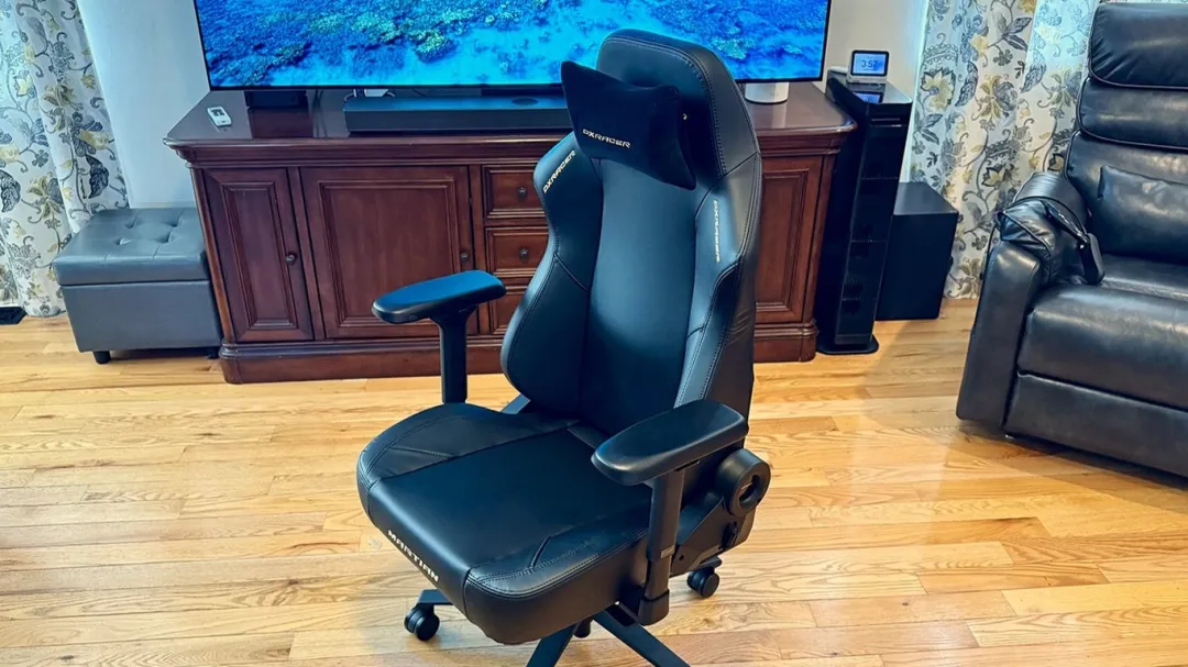 DXRacer Martian Chair Offers Outstanding Ergonomic Comfort for Gamers