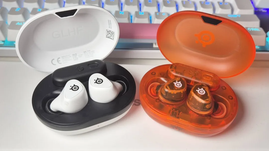 Earbuds Rescue Gaming Weekend After TV Failure