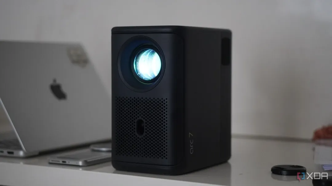 Projector Turns Into Ultimate Retro Gaming Hub