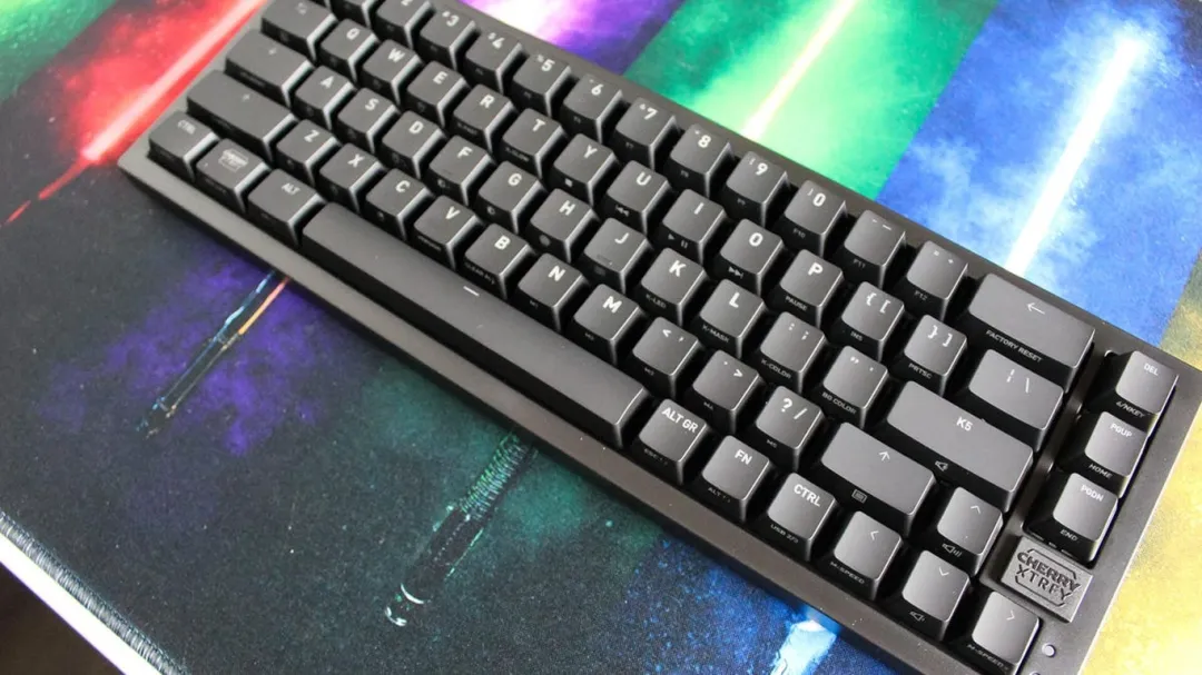 Cherry XTRFY K5V2: Compact Keyboard Insights