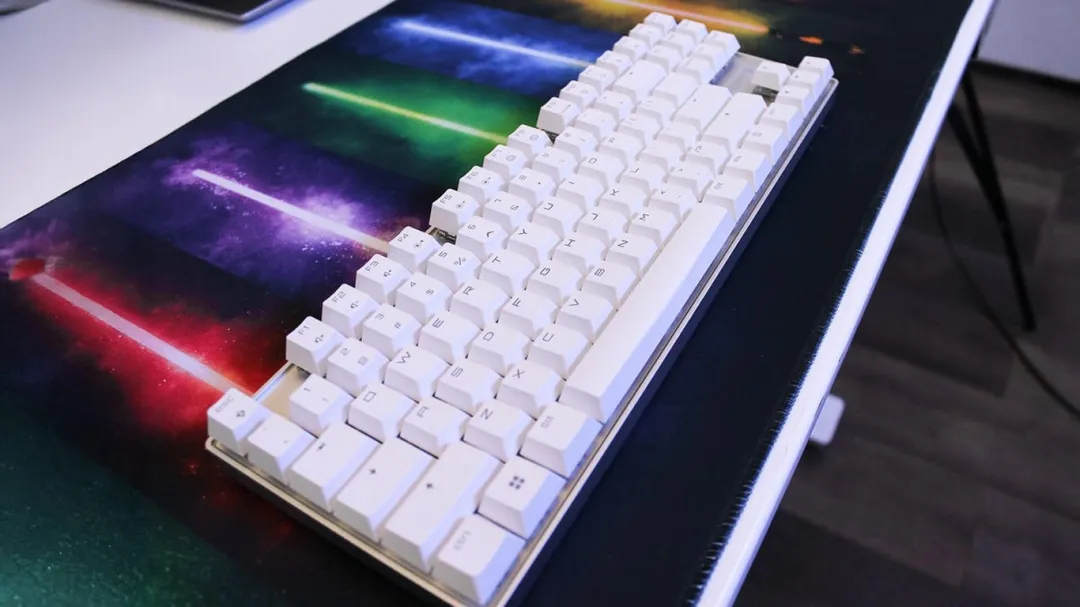 Cherry MX 8.2 TKL Keyboard Offers Reliable Performance with Minor Issues